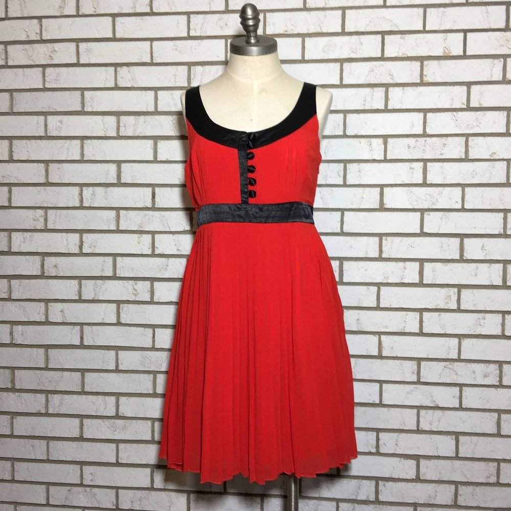 Forever Red Accordion Pleat Dress Black Trim Sz M